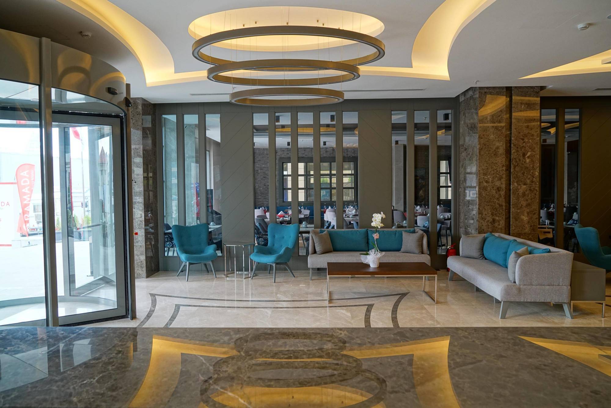 Ramada By Wyndham Nilufer Bursa Hotel Exterior foto